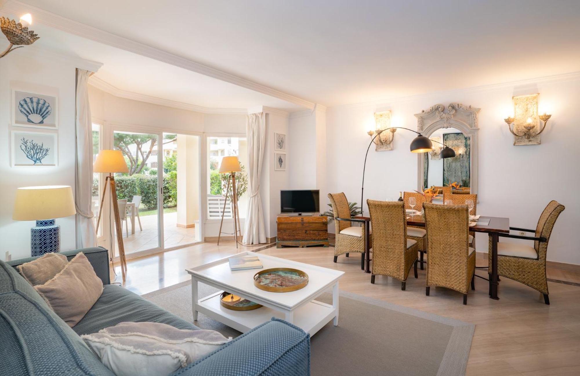 Hacienda Playa Elviria 300 M Playa,jardin , 2 Hab ,marbella * Marbellac