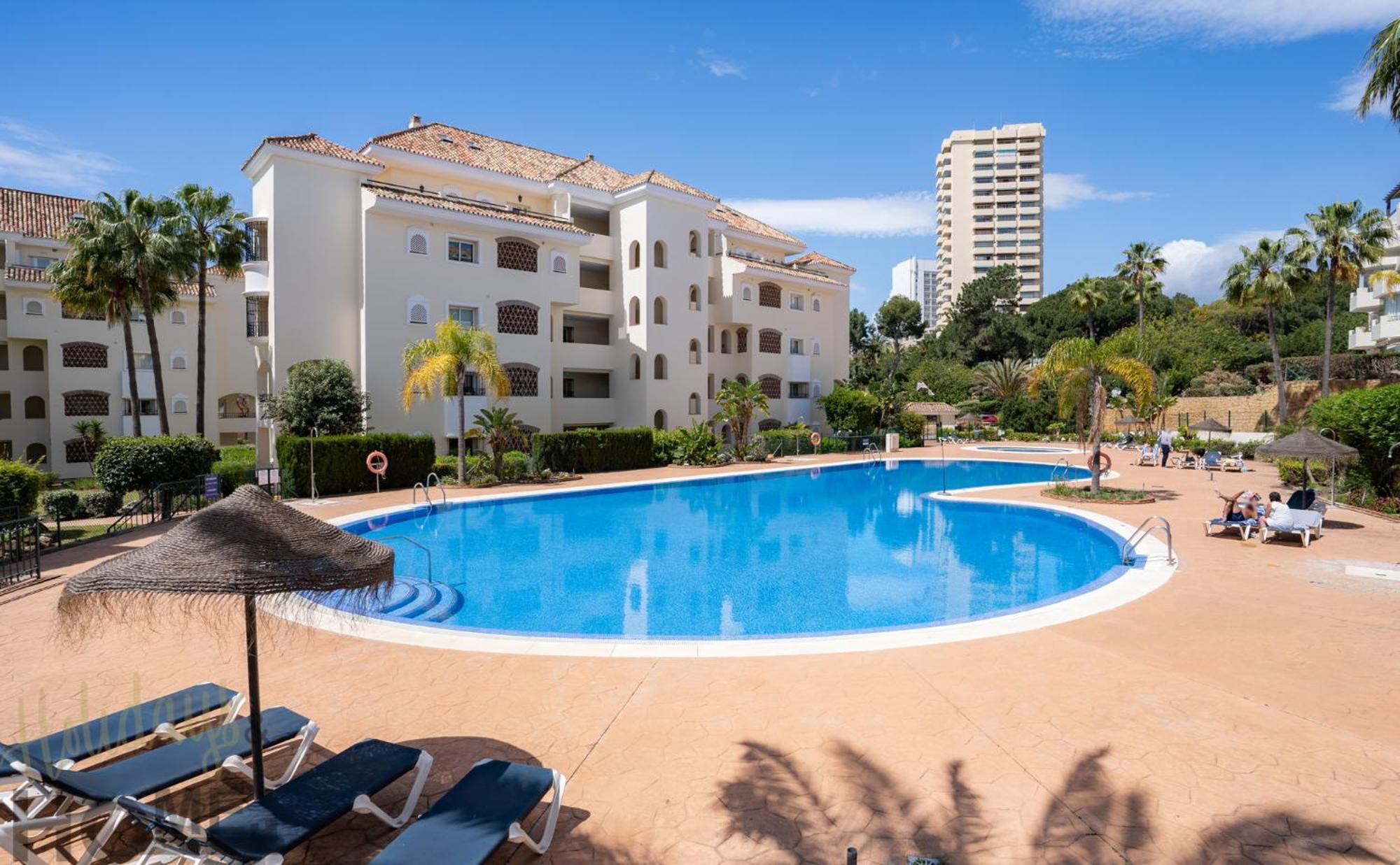Hacienda Playa Elviria 300 M Playa,jardin , 2 Hab ,marbella Appartamento